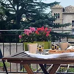 Zen Trastevere Bed & Breakfast Řím