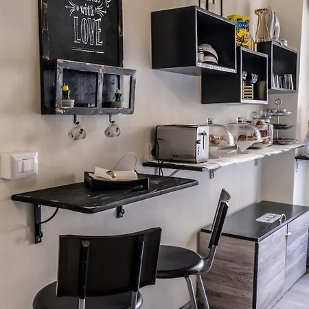 Alojamento de Acomodação e Pequeno-almoço Zen Trastevere Roma